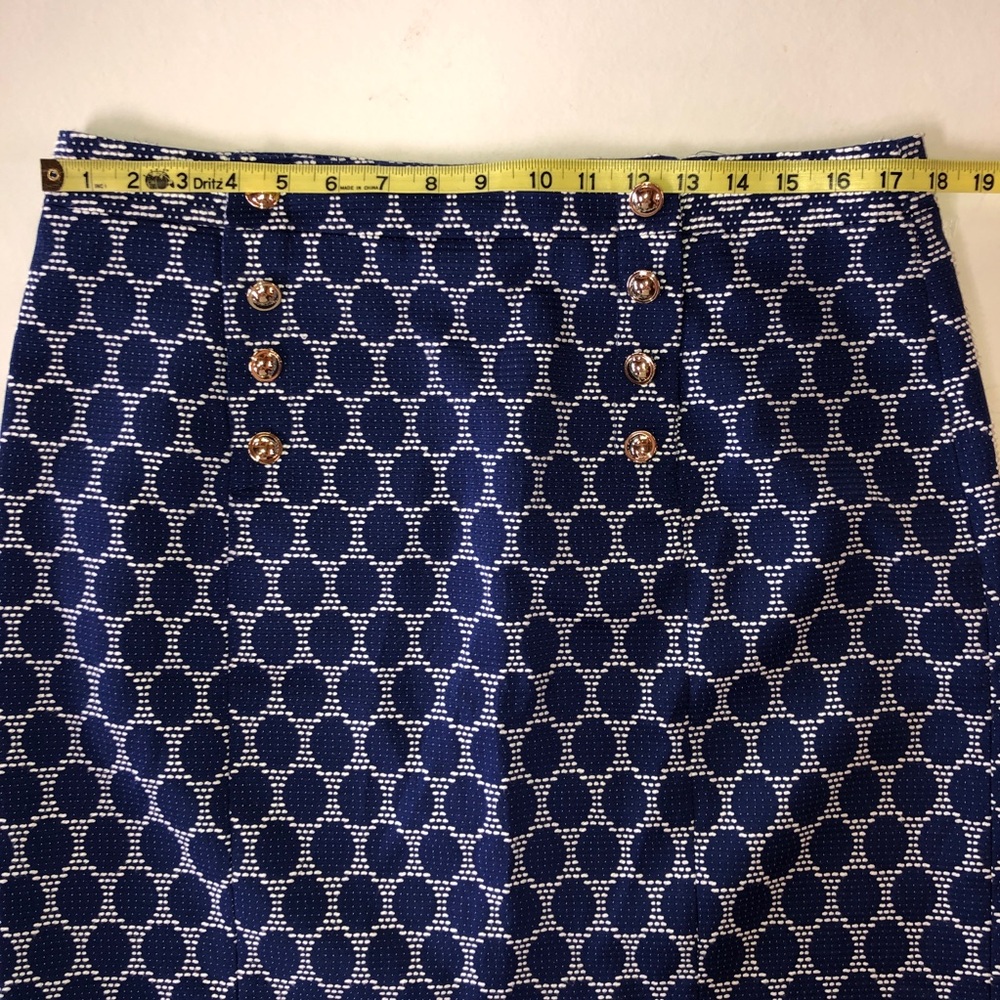 Antonio Melani Geometric Lined Pencil Skirt (14) - Picture 10 of 17